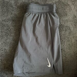 New Nike Black Dri-FIT Yoga Shorts